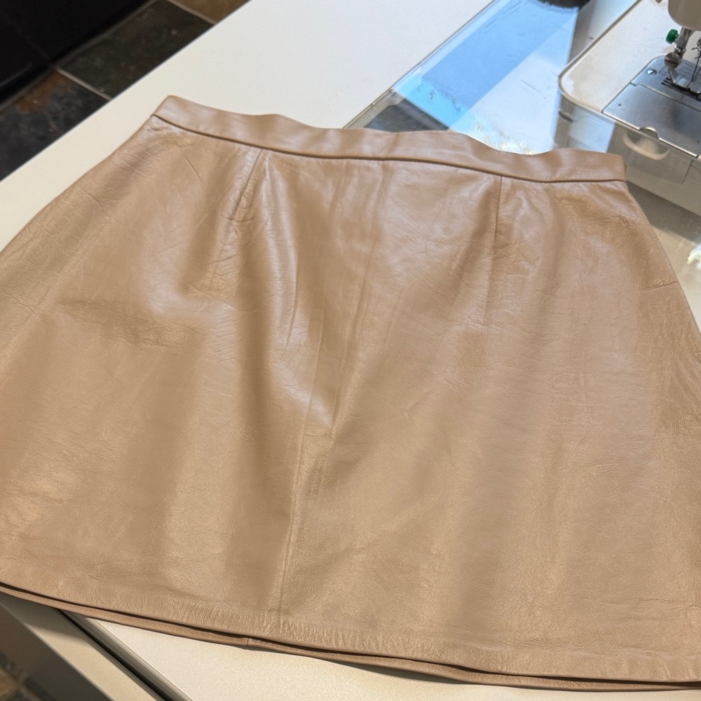 Sablyn leather Elegant Blush Leather Skirt NWOT